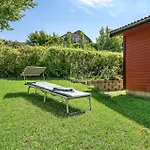 Dom wakacyjny 3 Bedroom Lovely In *