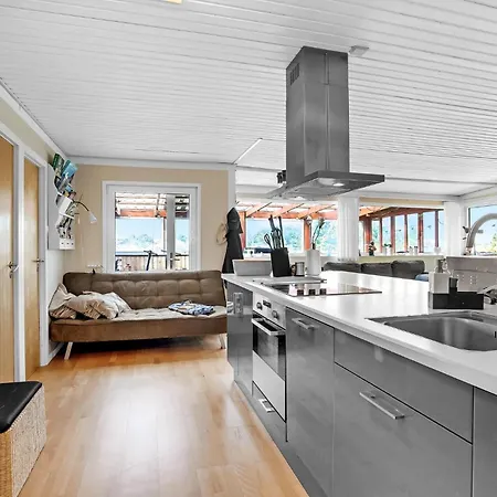 Holiday home 3 Bedroom Lovely In Karrebaeksminde