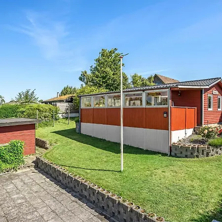 3 Bedroom Lovely In Holiday home *