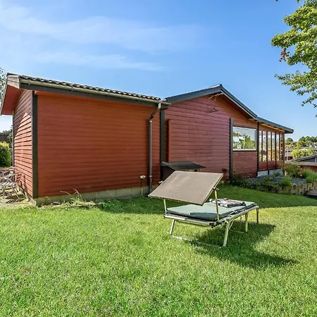 3 Bedroom Lovely In Dom wakacyjny *