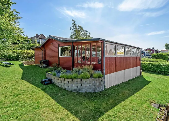 3 Bedroom Lovely In Ferienhaus Karrebæksminde