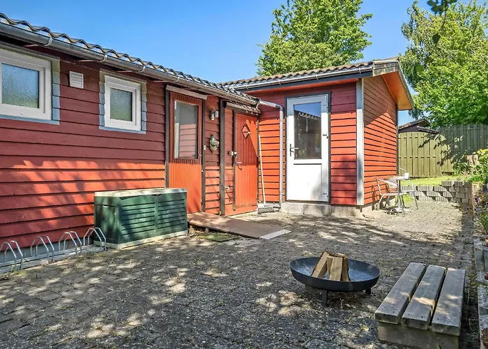 3 Bedroom Lovely In Karrebæksminde